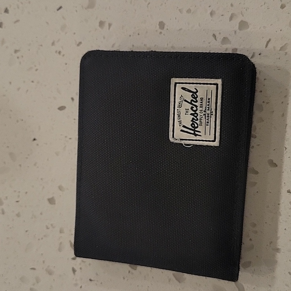Herschel Supply Wallet